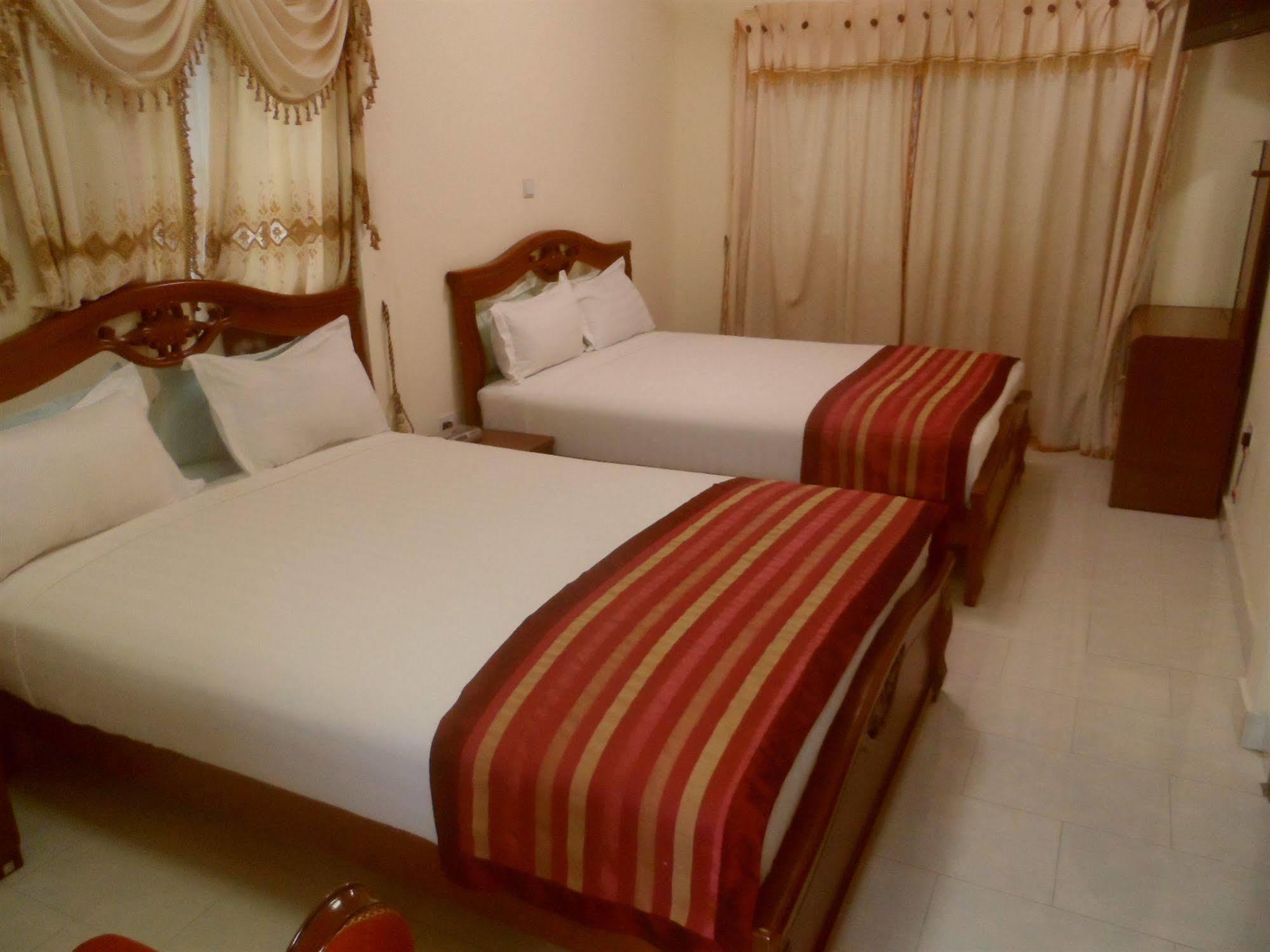 De Holiday Beach Hotel Kokrobite Exterior foto